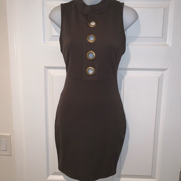 Dress - Picture 1 of 4